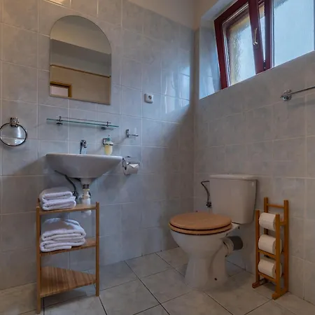 Fortuna بيت ضيافة